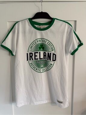 Irish Connexxion Ireland Graphic Ringer Tee Size Small